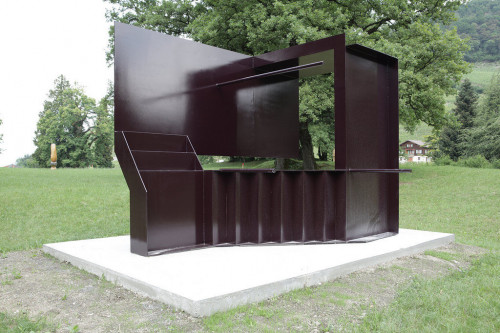 
     <i>Twisted Stripclub gives Shelter from Rain</i>, 
     2011<br />
     Steel, paint, 
      297 x 370 x 270 cm<br />
     