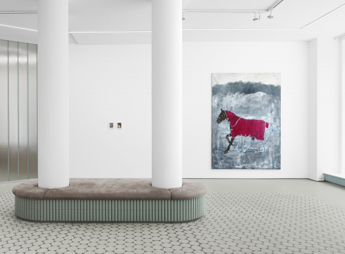 
     <i>Anmut, Schönheit und Verführung (mit vielen modernen Details) (exhibition view), Wentrup, Berlin, 2021</i>, 
     <br />
      
     <br />
     