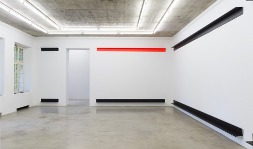 
     <i>Installation view Neuer Aachener Kunstverein 2021</i>, 
     <br />
      
     <br />
     Photo: © Simon Vogel