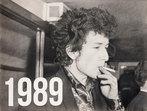
     <i>Dylan Dates (1989)</i>, 
     2015<br />
     pencil on paper, 
      132 x 175 cm<br />
     