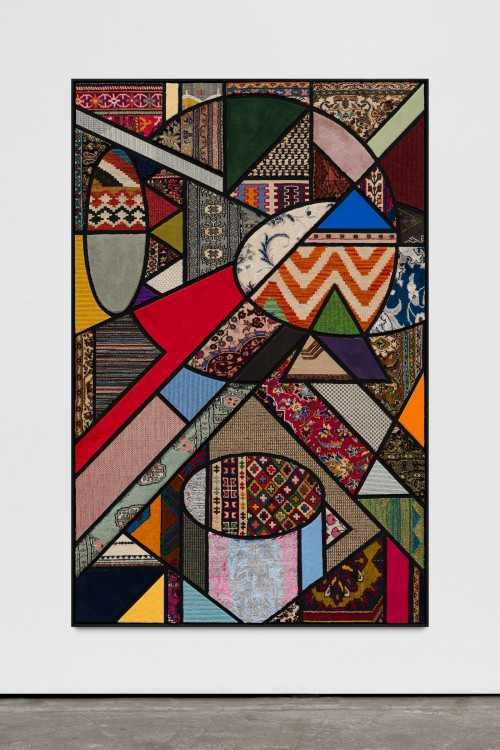 
     <i>Social Fabric, Resonator</i>, 
     2019<br />
     carpet pieces on wood, 
      172 x 112 x 5 cm<br />
     