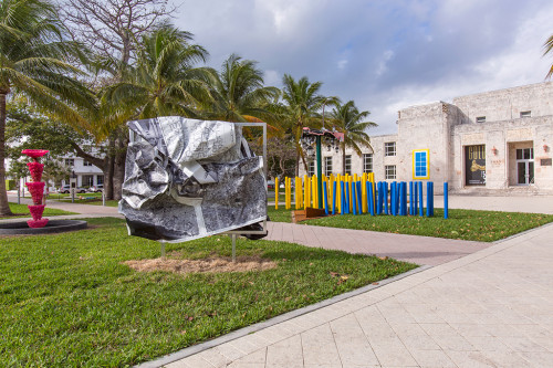 
     <i>b/w-L. A.</i>, 
     2014<br />
      
     <br />
     Installation view Art Basel Miami Beach / Art Public, Bass Museum of Art, Miami, USA, 2014/15
