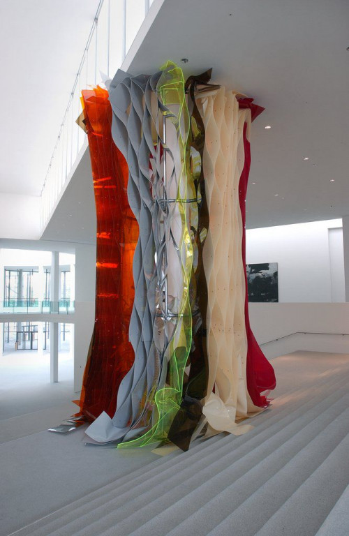 
     <i>Die Reise nach Jerusalem</i>, 
     2002<br />
     Coloured acrylic glass, stroposcope lighting, 
      appr. 700 cm<br />
     Installation view Pinakothek der Moderne, Munich, Germany, 2002
