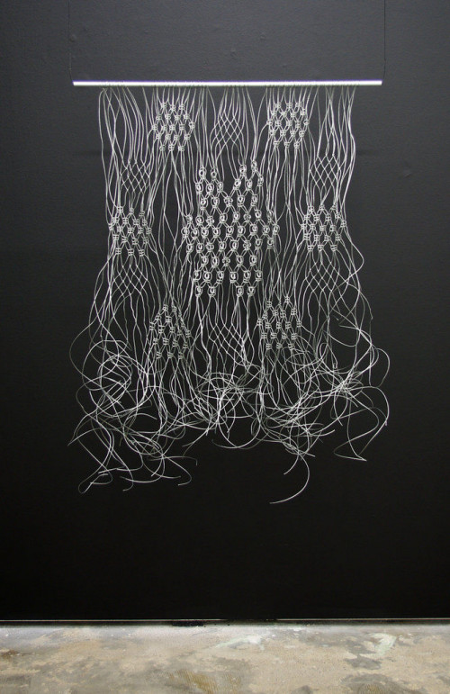 
     <i>Makramé</i>, 
     2011<br />
     Wire cable, 
      120 x 65 cm<br />
     
