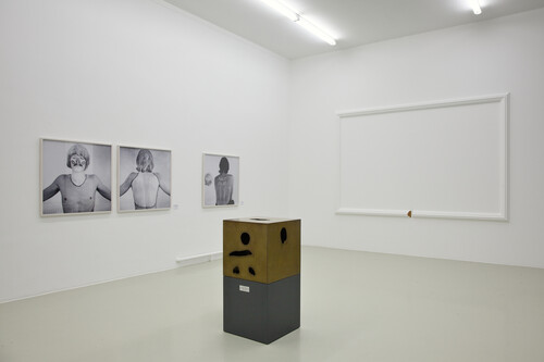 
      
     <br />
     Exhibition view Kustverein Hannover, Hanover, Germany, 2010, 
     <br />
     