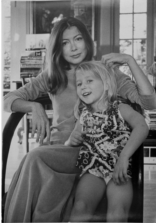 <i>Joan Didion Dunne at home in Los Angeles with her late daughter Quintana Dunne</i>, 1974<br />vintage photo, 34 x 23 cm<br />