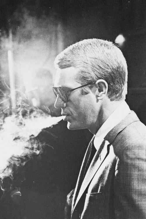 <i>Steve McQueen(smoking)</i>, 1964<br />vintage photo, 25 x 20 cm<br />