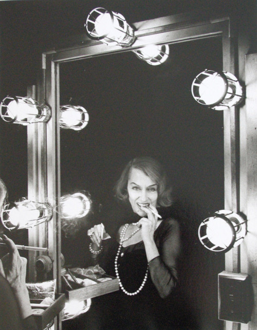 <i>Actress Gloria Swanson</i>, 1964<br />vintage photo, 28 x 36 cm<br />