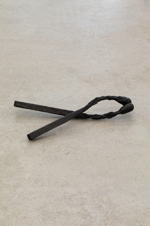 <i>The Kiss 3</i>, 2021<br />Bronze, 50 x 40 x 25 cm<br />Edition of 3