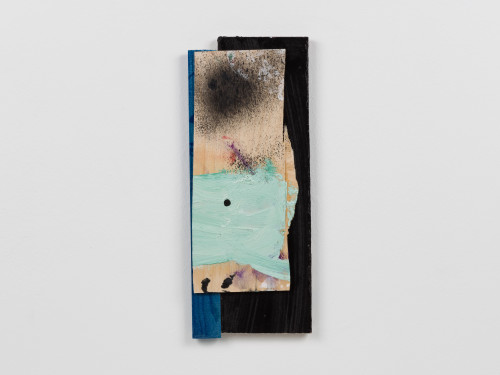 MARY RAMSDEN<br /><i>Juliet</i>, 2020<br />Oil paint and spray paint on wood, 27 x 11 cm<br />